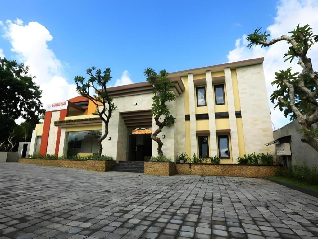 Bali Mega Hotel Jimbaran  Exterior photo